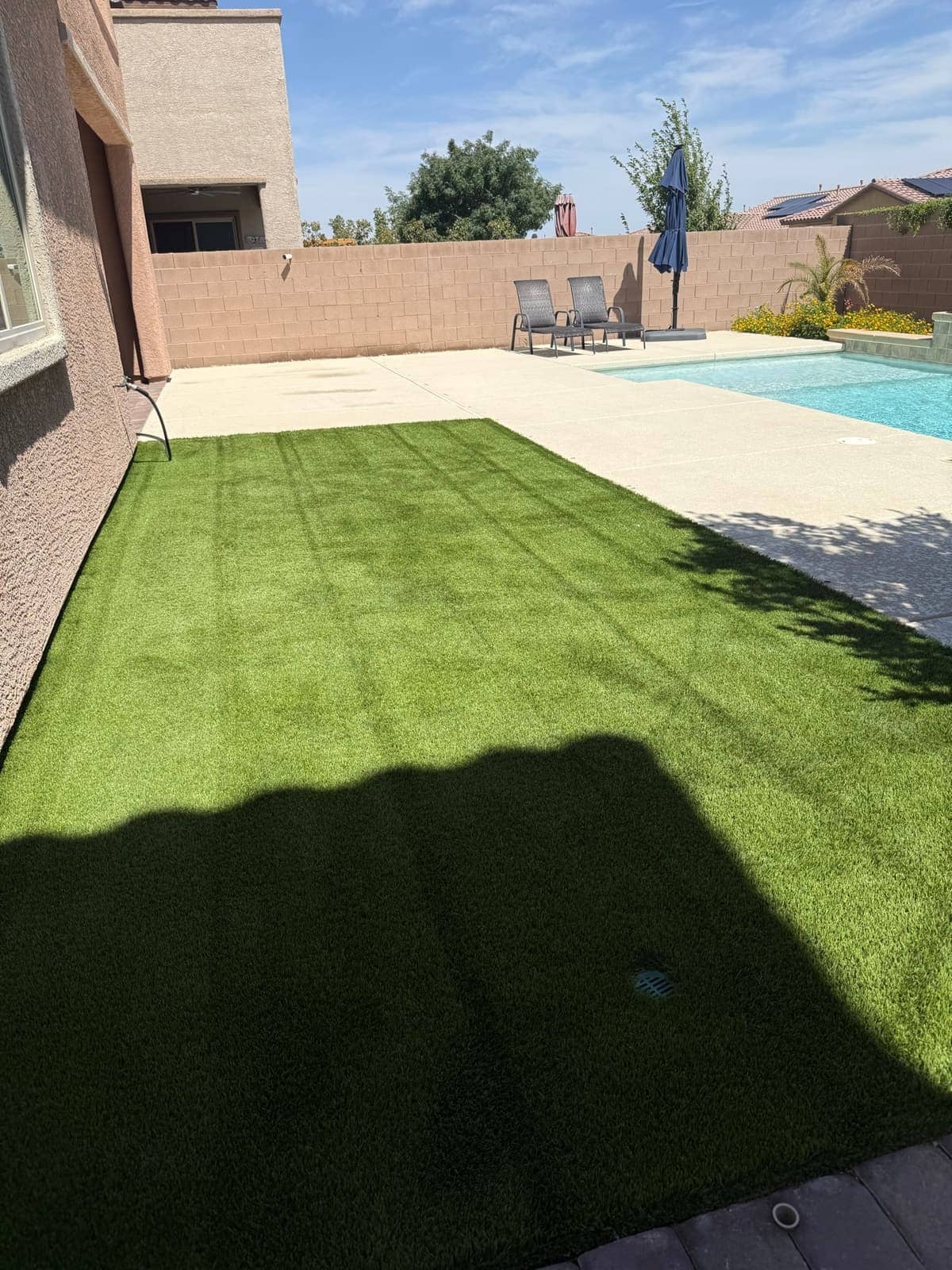 Like-new artificial turf